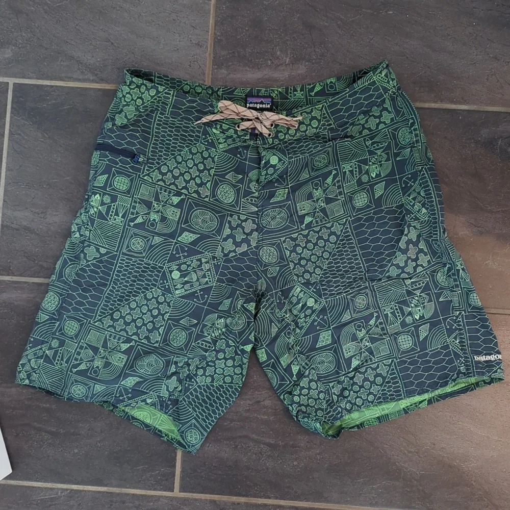 Patagonia Swim Trucks